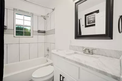 535 Northside Avenue, Lewisville, TX 75057 - Photo 19