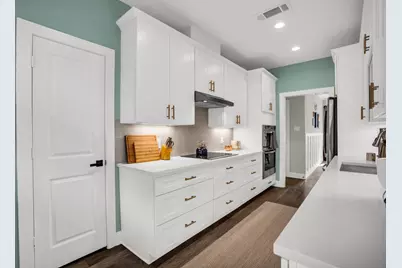10716 Park Village Place #B, Dallas, TX 75230 - Photo 3