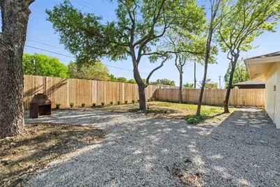 8570 Sweetwood Drive, Dallas, TX 75228 - Photo 27