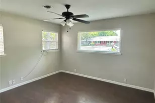 306 Line Dr, Gainesville, TX 76240 - Photo 17