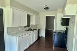 306 Line Dr, Gainesville, TX 76240 - Photo 5