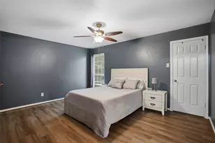 16301 Ledgemont Ln, Addison, TX 75001 - Photo 11