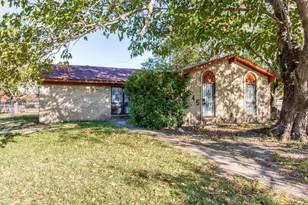 9645 Limestone Dr, Dallas, TX 75217 - Photo 1