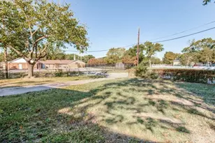 9645 Limestone Dr, Dallas, TX 75217 - Photo 15