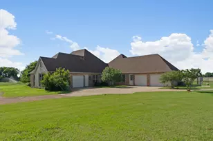 2300 Berend Rd, Pilot Point, TX 76258 - Photo 3