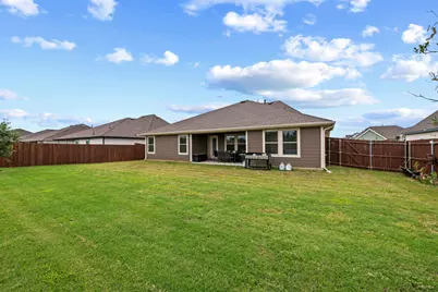 943 Buttercup Drive, Pilot Point, TX 76258 - Photo 17
