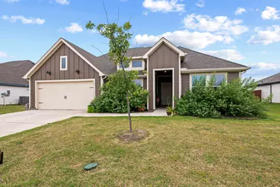 943 Buttercup Drive, Pilot Point, TX 76258 - Photo 3