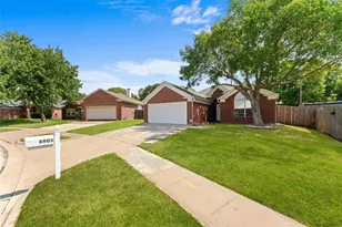 6903 Hawaii Ln, Arlington, TX 76016 - Photo 1