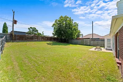 6903 Hawaii Lane, Arlington, TX 76016 - Photo 17