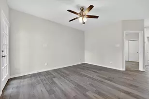 4800 W Lovers Ln, Dallas, TX 75209 - Photo 13