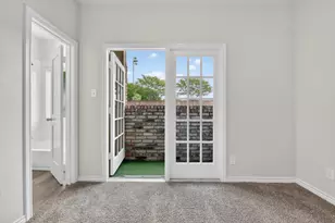4800 W Lovers Ln, Dallas, TX 75209 - Photo 23