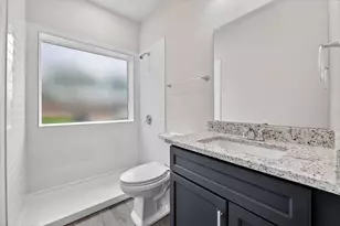 4800 W Lovers Ln, Dallas, TX 75209 - Photo 29