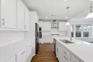 2425 Hunters Blvd, Lewisville, TX 75056 - Photo 13