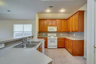 9804 Westmere Ln, Fort Worth, TX 76108 - Photo 7