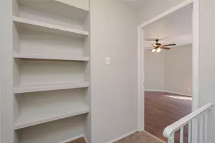 2813 Wimbledon Ct, Garland, TX 75041 - Photo 11