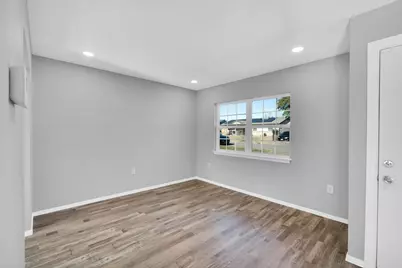 3450 Silverhill Drive, Dallas, TX 75241 - Photo 3