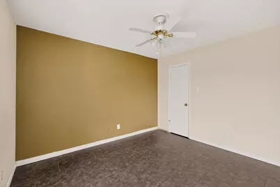 1025 Turtle Lake Boulevard #111, Irving, TX 75060 - Photo 3