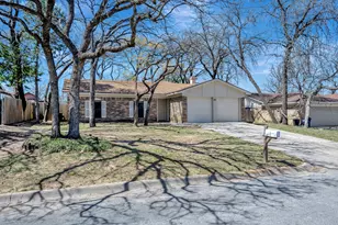 821 Timberoaks Dr, Azle, TX 76020 - Photo 39