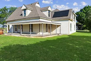 700 Harrel Ave, Bynum, TX 76631 - Photo 1