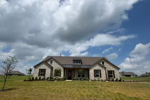 709 Water Side Dr, Van Alstyne, TX 75495 - Photo 1