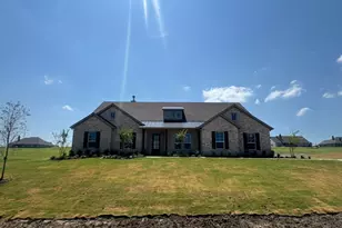 709 Water Side Dr, Van Alstyne, TX 75495 - Photo 1