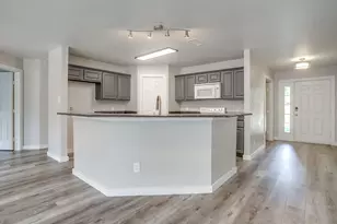 1024 Heberle Dr, Burleson, TX 76028 - Photo 13