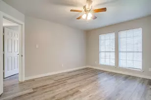 1024 Heberle Dr, Burleson, TX 76028 - Photo 29