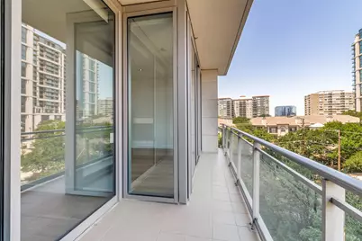 2900 McKinnon Street #406, Dallas, TX 75201 - Photo 13
