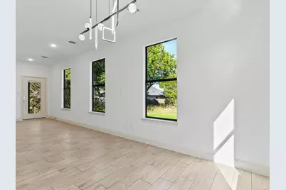 5105 Waterbury Court, Granbury, TX 76048 - Photo 11