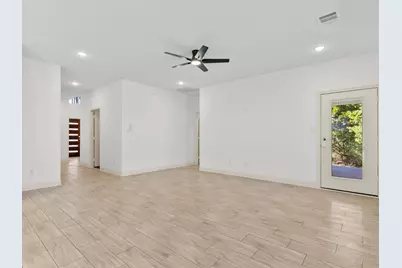 5105 Waterbury Court, Granbury, TX 76048 - Photo 15