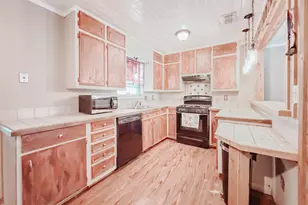303 N 30th St, Corsicana, TX 75110 - Photo 7