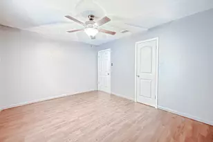 303 N 30th St, Corsicana, TX 75110 - Photo 17