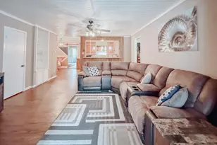303 N 30th St, Corsicana, TX 75110 - Photo 3