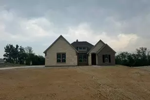 412 Indian Crk Rd, Van Alstyne, TX 75495 - Photo 1