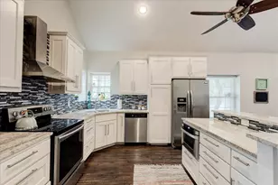 2521 Benbrook Blvd, Fort Worth, TX 76109 - Photo 13