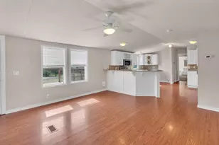 104 Layfield Ln, New Fairview, TX 76078 - Photo 5