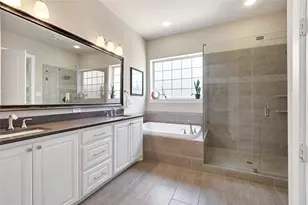 428 King Galloway Dr, Lewisville, TX 75056 - Photo 13