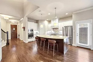 428 King Galloway Dr, Lewisville, TX 75056 - Photo 3