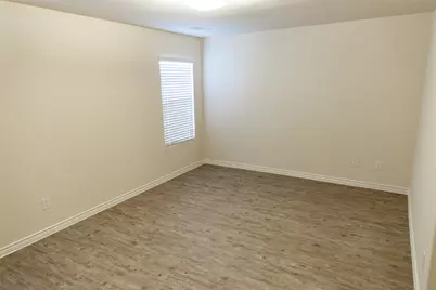 1413 Starling, Ennis, TX 75119 - Photo 9