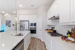 372 Somerville Dr, McKinney, TX 75071 - Photo 7