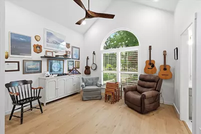 101 W Oak Shores Drive, Cross Roads, TX 76227 - Photo 15