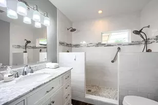 1306 Carroll Dr, Garland, TX 75041 - Photo 7