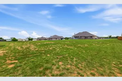 266 Odell Road, Springtown, TX 76082 - Photo 33