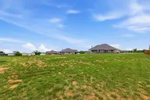 266 Odell Rd, Springtown, TX 76082 - Photo 33