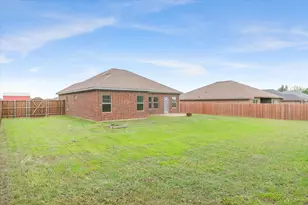 2422 Abigail Ln, Mabank, TX 75147 - Photo 25
