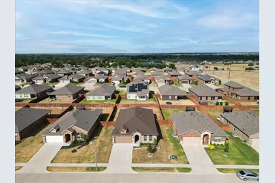 1211 Tiburon Trail, Cleburne, TX 76033 - Photo 29