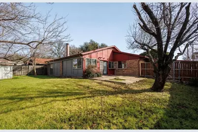 2101 Deerfield Drive, Carrollton, TX 75007 - Photo 23