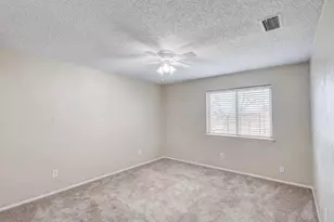 2101 Deerfield Dr, Carrollton, TX 75007 - Photo 19