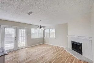 2101 Deerfield Dr, Carrollton, TX 75007 - Photo 3