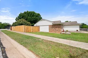 4212 Glen Pines Dr, Arlington, TX 76016 - Photo 33